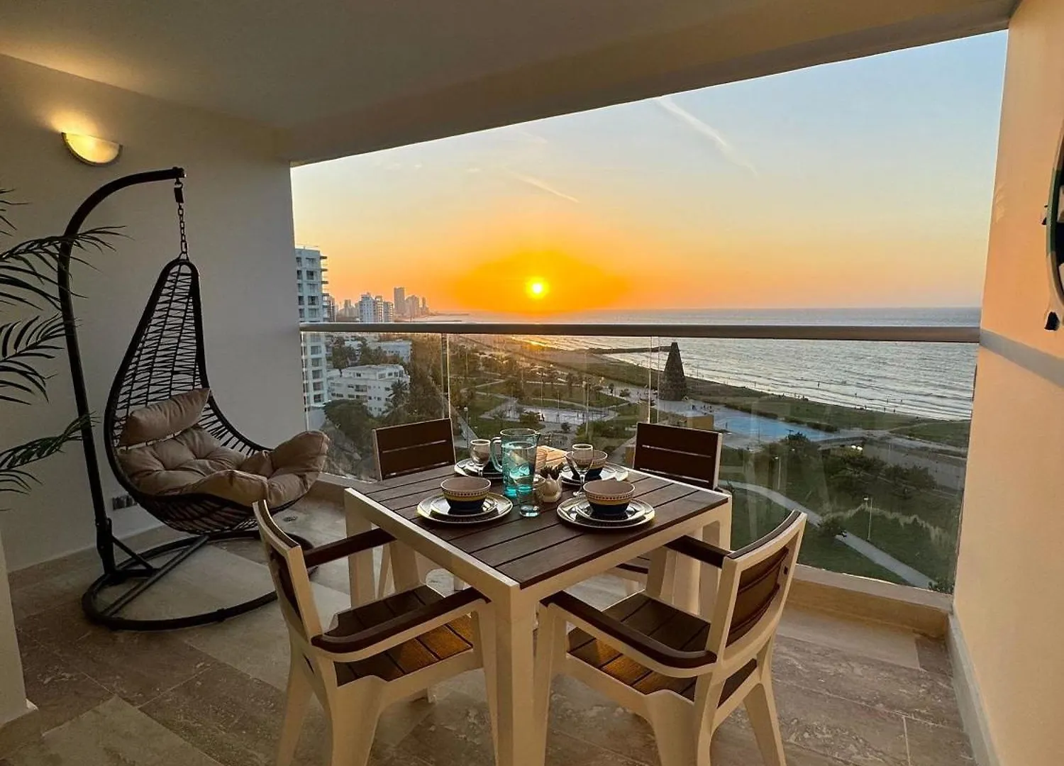 Cb1108 Suite Crespo Vista Frente Al Mar-Atardecer Cartagena Apartmán